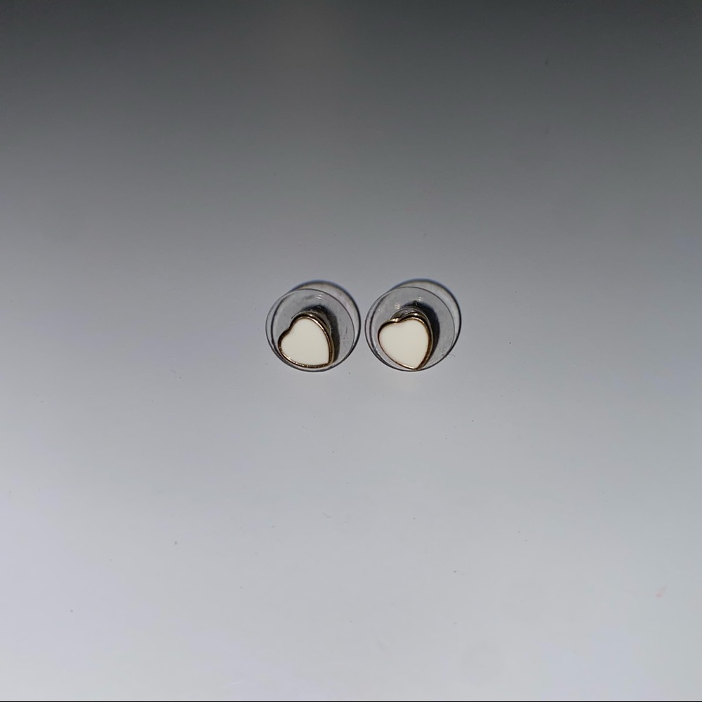 heart stud earrings